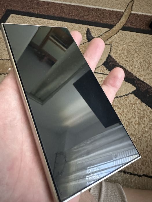Samsung S24 ultra 12/512