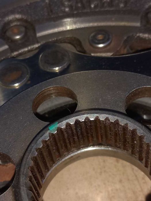 Двомасовий маховик,  2295000541 Sachs . LU 415074009.
