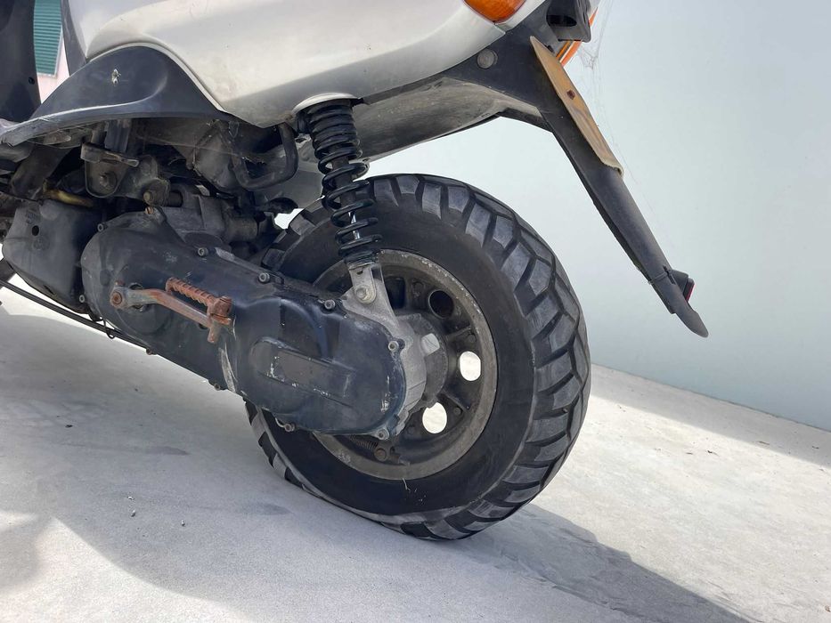 Yamaha Neos (motor minarelli)