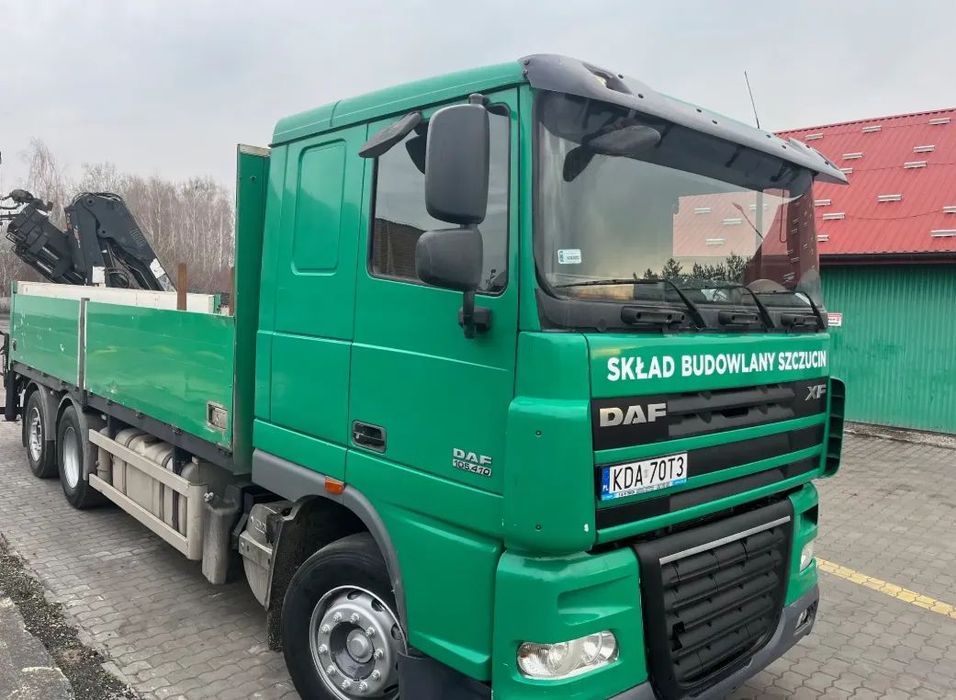 DAF XF  Samochód skrzyniowy z HDS HIAB z dozorem 166 DS HiDuo na pilota  2011r