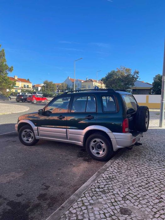 Suzuki Grand Vitara 2.0