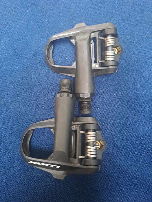 Pedały rowerowe karbon