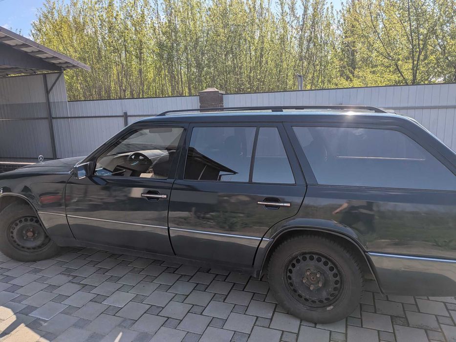 Mercedes-Benz E-Class 1993 VIN WDB1240881F267553 фото оголошення 3 з 21