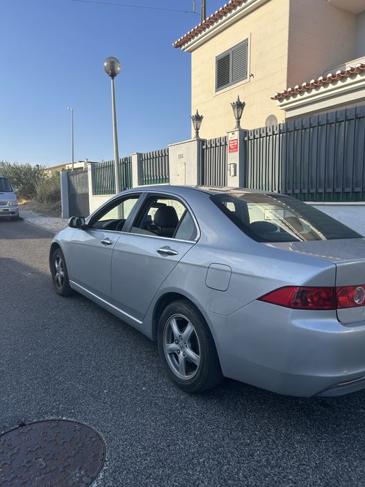 Honda Accord — fotografia 4