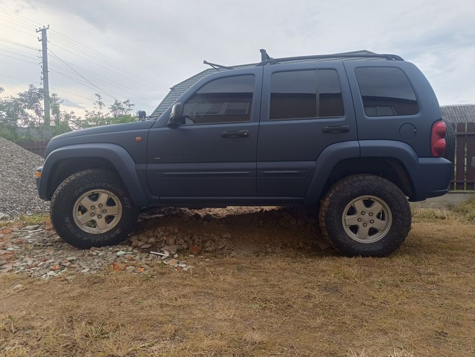 Продам Jeep kj .