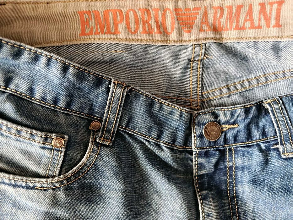 Emporio Armani spodnie jeans