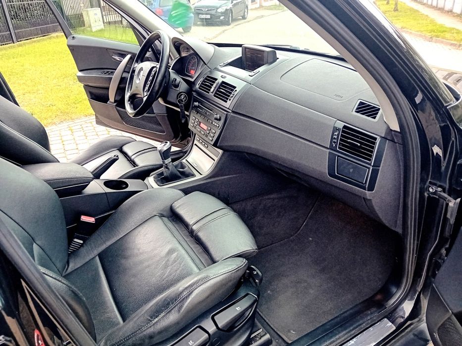 Bmw X3 2.0 150 km.  Skórzana tapicerka. 4x4 idealna na zimę.