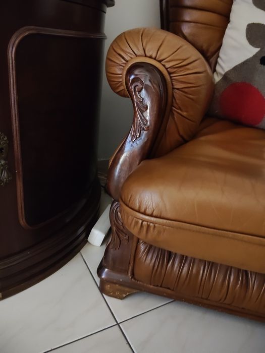 Sofá cama e dois cadeirões