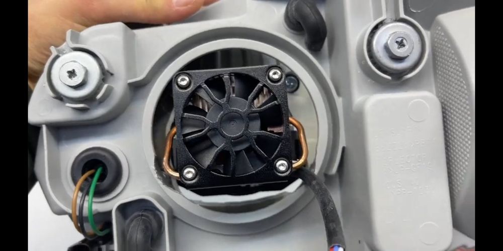 Продам оригинальные в идеальном состоянии фары Авео т250 с электро кор