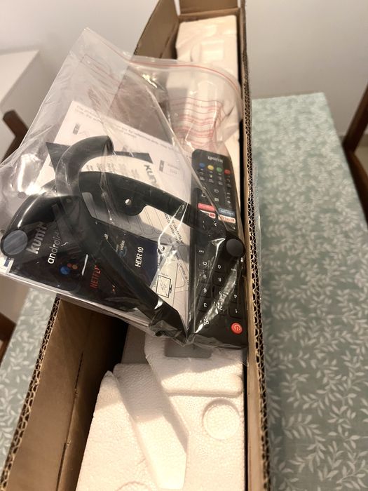 Smart TV Kunft 32” Android TV – COMO NOVA