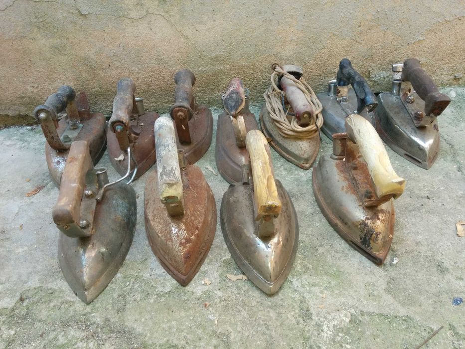 Vintage Antique Iron. Lot/Collection
