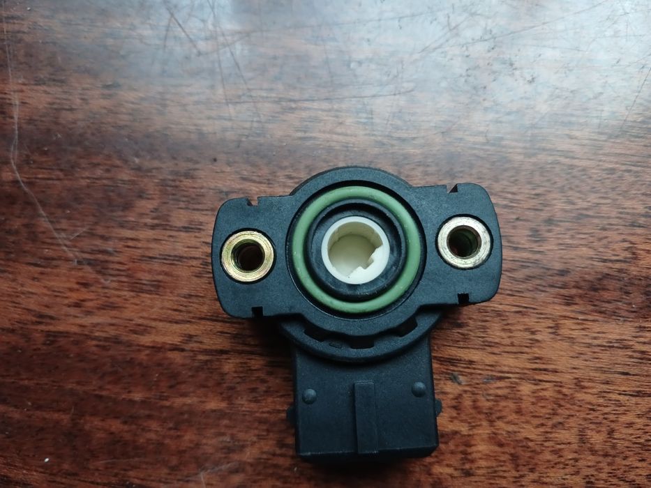 Датчик положения дросельной заслонки е39