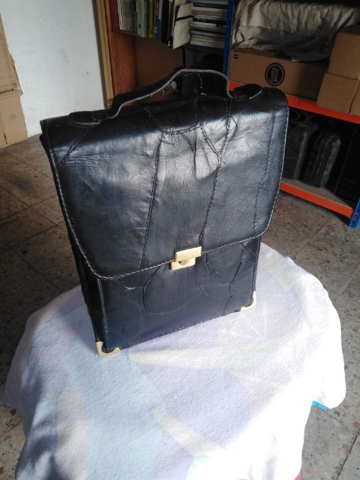 Executive suitcase