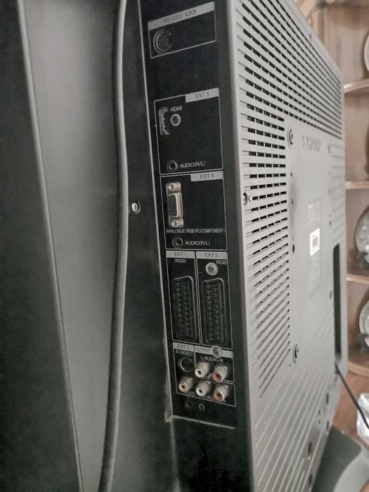Televisão Sharp LCD 32" LC-32SA1E