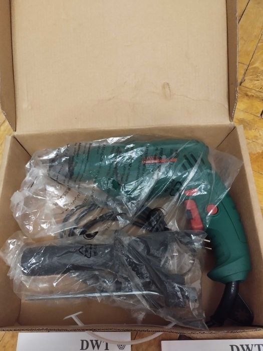 Дрель строительная DWT