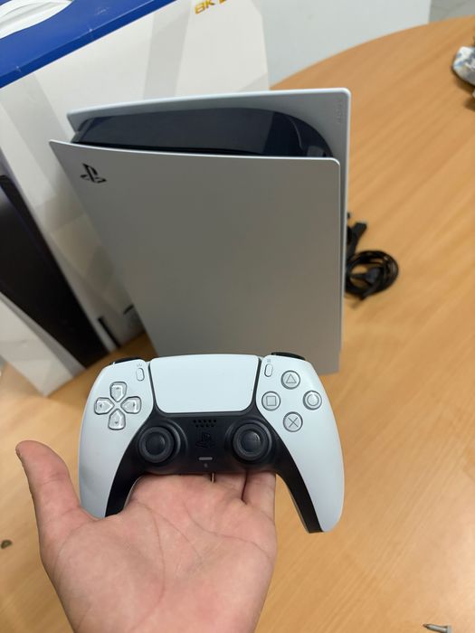 PlayStation 5 com caixa