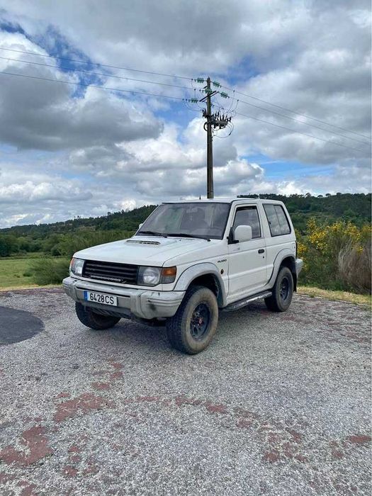 Mitsubishi Pajero 2.5 GLS