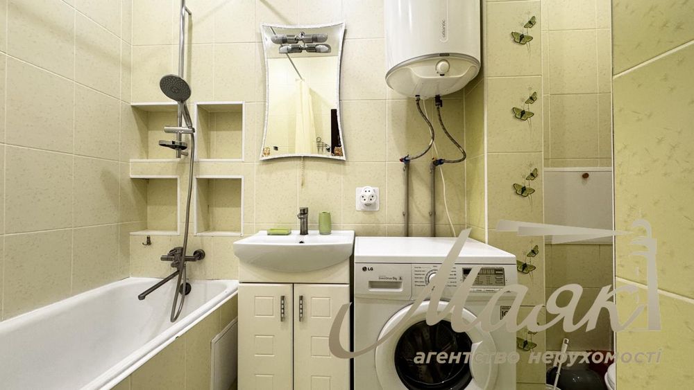 1 кімн. повнометражна кв.в центрі  -ЗАХОДЬ І  ЖИВИ!