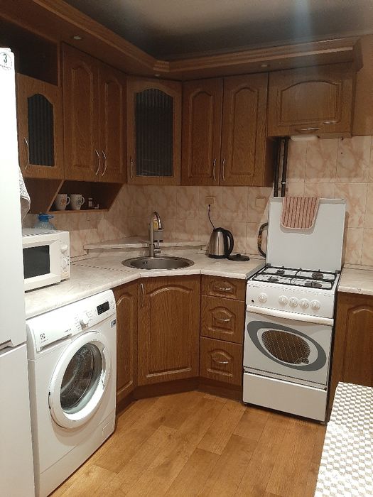 1-к квартира подобово у центрі