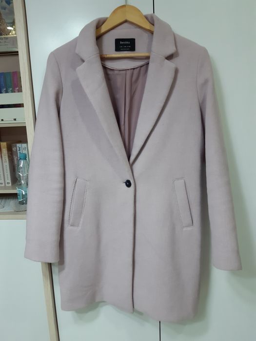 Płaszczyk Bershka rozm. M