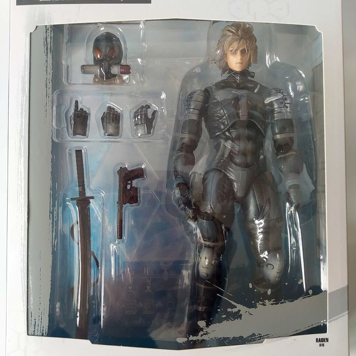 Metal Gear Solid 2 Kai Play Arts Raiden