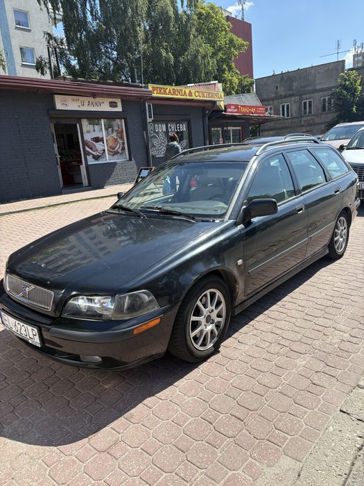 Volvo v40 1.9D 2001