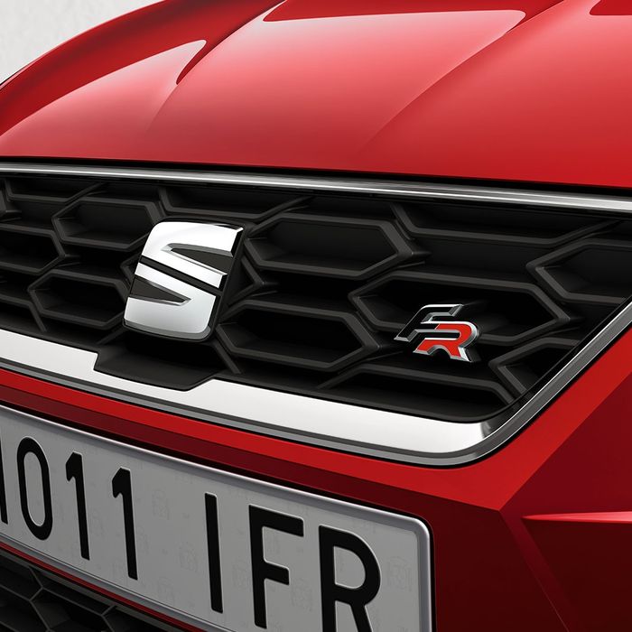 Emblema FR para Seat - Frontal e Traseiro