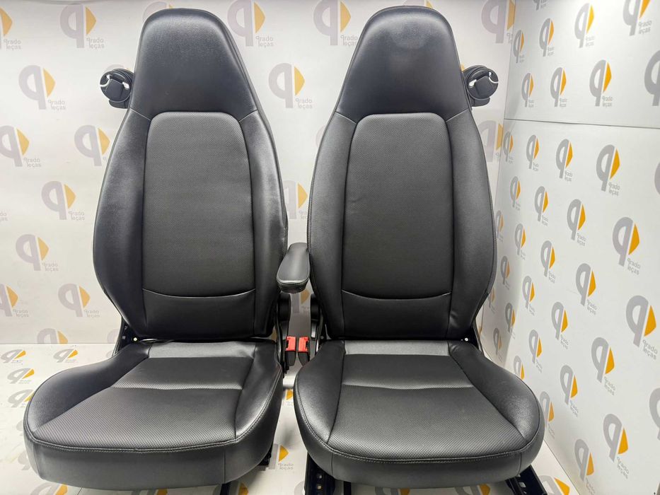 Bancos em pele Smart fortwo 451 3G