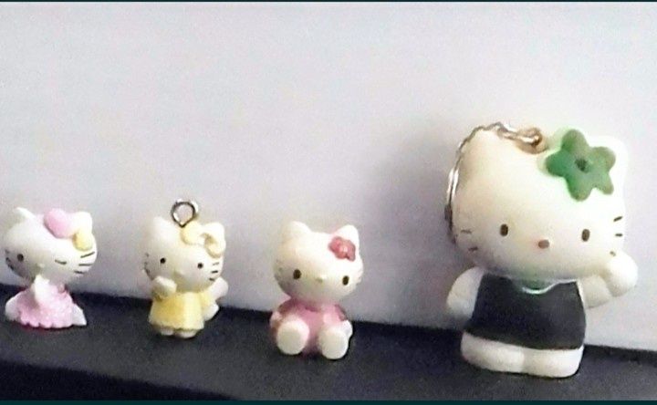 Hello Kitty vários artigos antigos desde 1€.