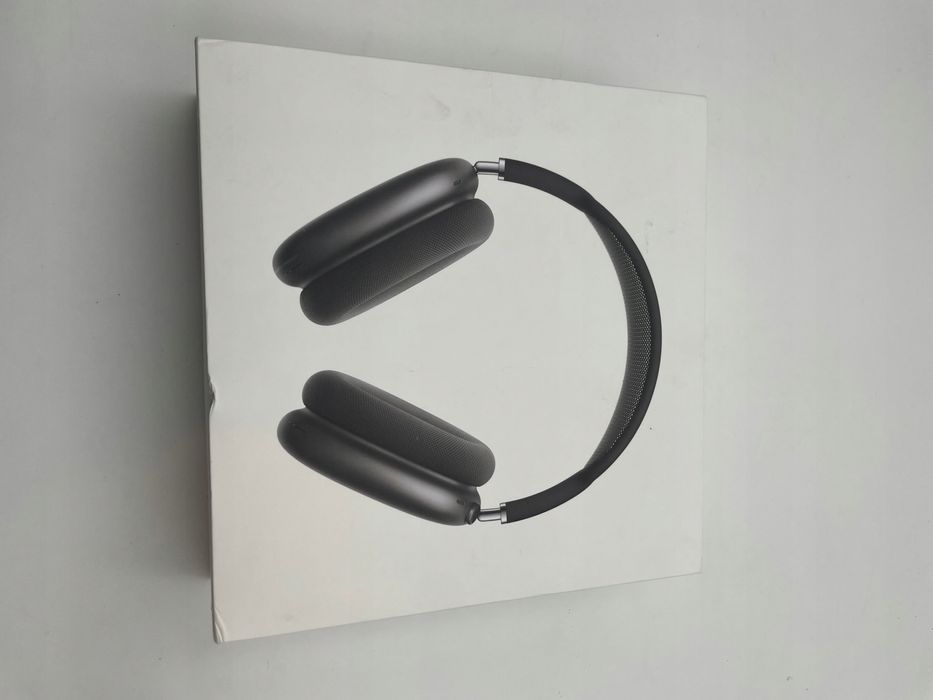 Apple AirPods Max Space Gray