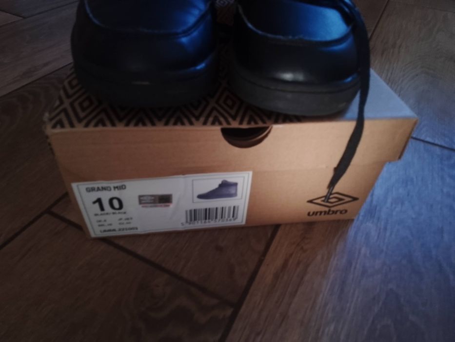 Umbro grand MID roz  44