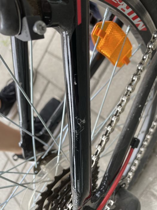 Rower czarno-czerwony kross hexagon