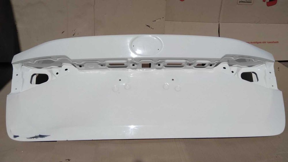 Кришка багажника Toyota Corolla  E210 від 2019.-рр 200 $ +380509478231