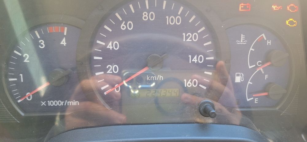 MITSUBISHI FUSO CANTER 3C11 – BASCULANTE – 3.0cc – 224k km – impecável