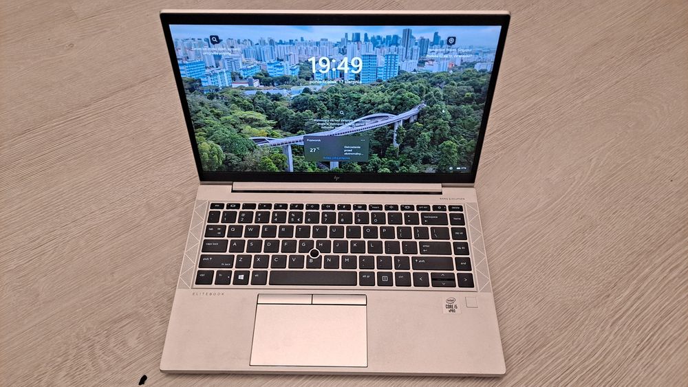Laptop HP Elitebook 840 G7 i5-10310U  16GB 256GB NVME FHD