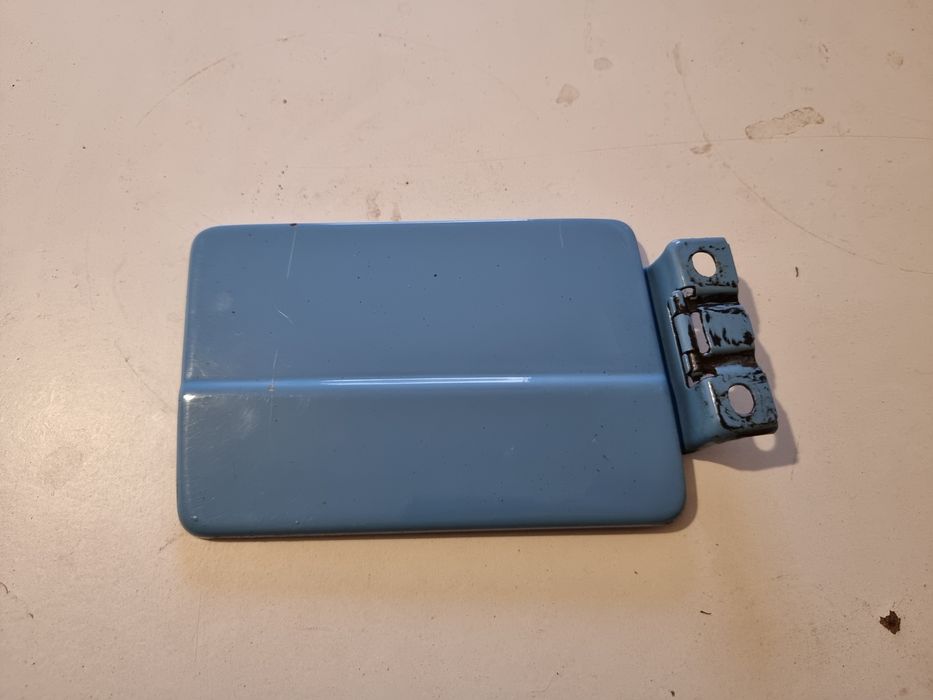 Лючок бензобака ВАЗ 2107.