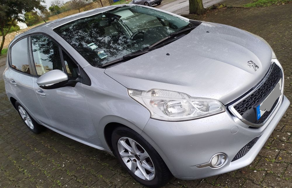 Peugeot 208 HDI 2014/Nacional/Óptimo estado