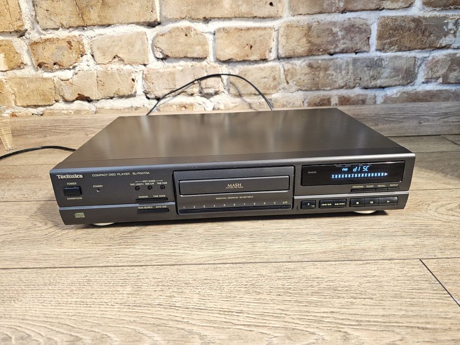 Odtwarzacz CD Technics SL-PG470A