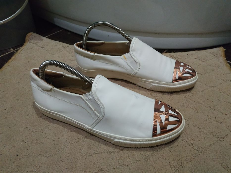Женские слипоны, кроссовки,кеды next metal white toe cap originals