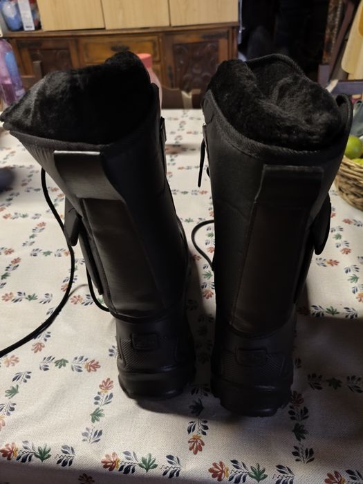 Botas impermiáveis forradas
