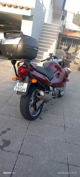 moto Suzuki gsxf 750