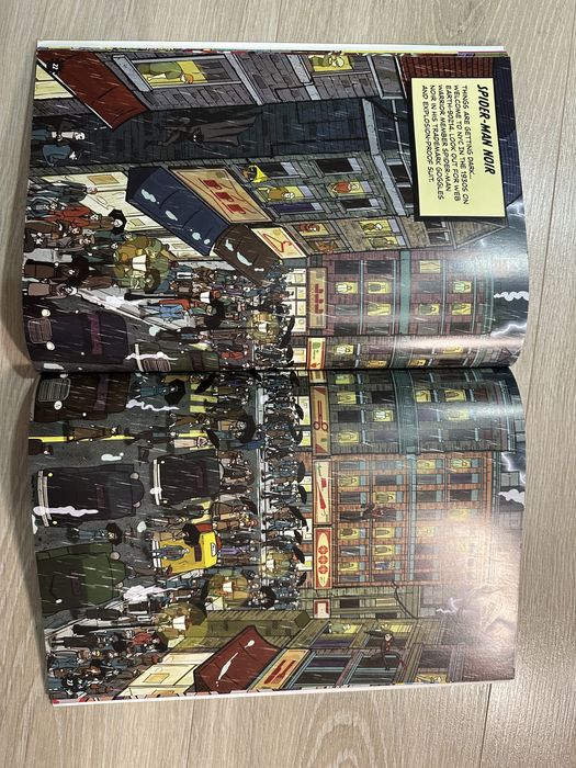 Дитяча книга англійською «Spider man search and find book”