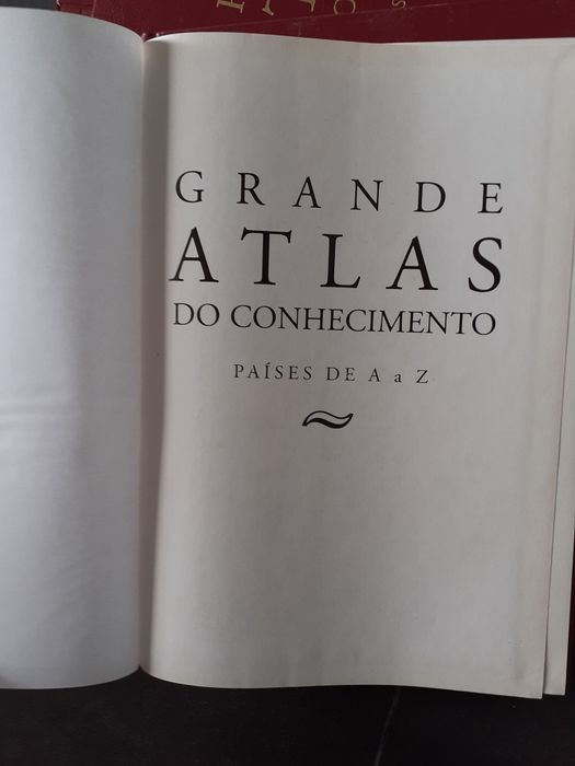 Grande atlas do conhecimento e Grande enciclopédia do conhecimento