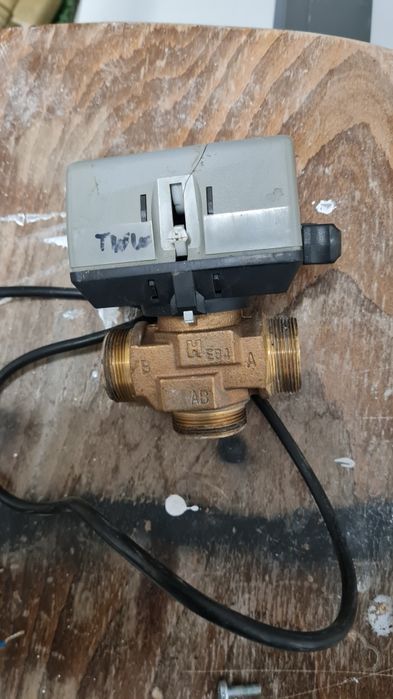 Zawór przełączający honeywell vc4012