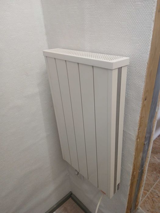 markowy grzejnik kaloryfer kaloryfer JAWO Jawotherm 800W z termoregulatorem