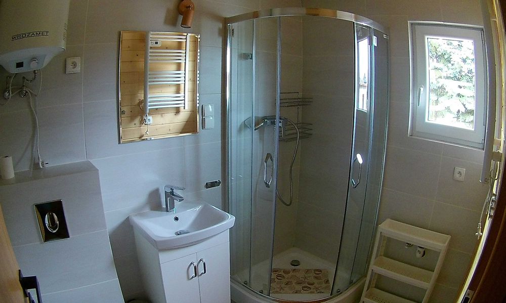 Kwatery, pokoje, dom dla pracowników z WiFi