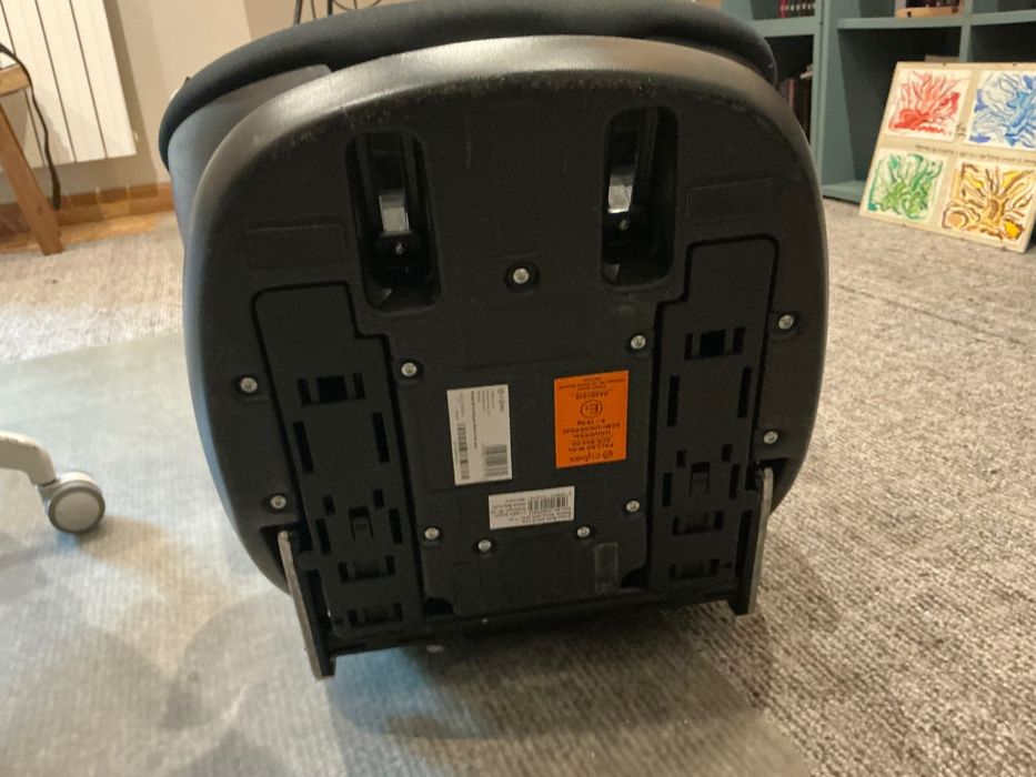 Cybex Solution Z-Fix Car Seat – Group 2/3 – Excellent Condition64752335644547122