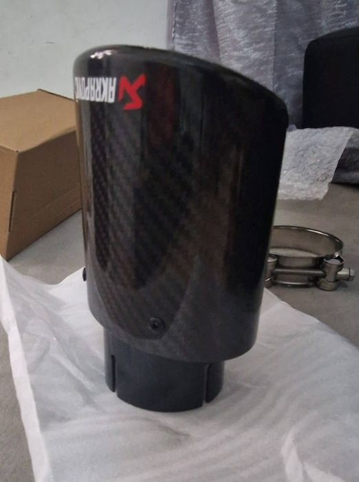 Ponteira Akrapovic oval