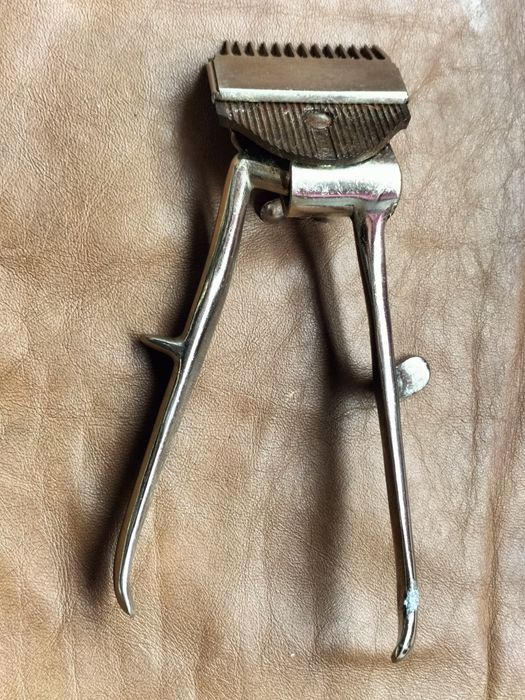 Antiga Máquina de Barbeiro
