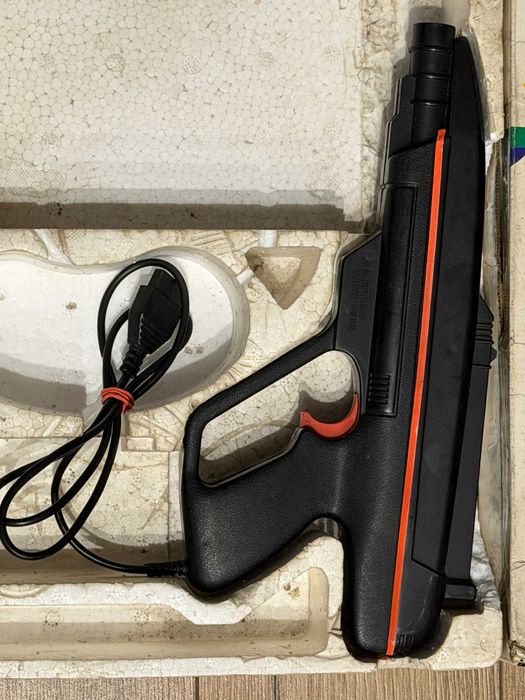 Puste Pudełko Terminator 2 Pegasus + Pistolet